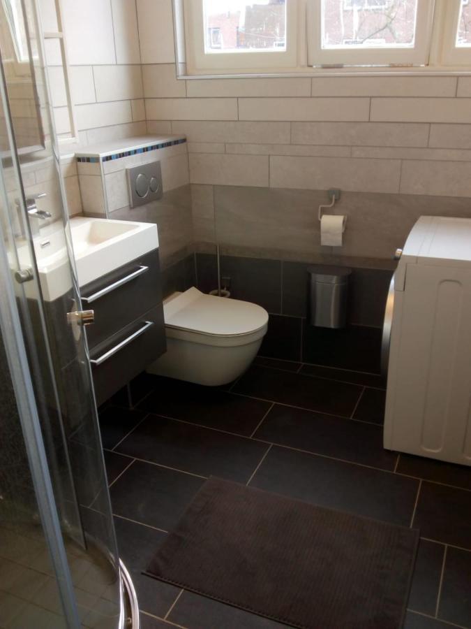 Aldo, Not For Parties, Not A Hotel, Room With Shared Bathroom, No Kitchen Amsterdam Exterior foto