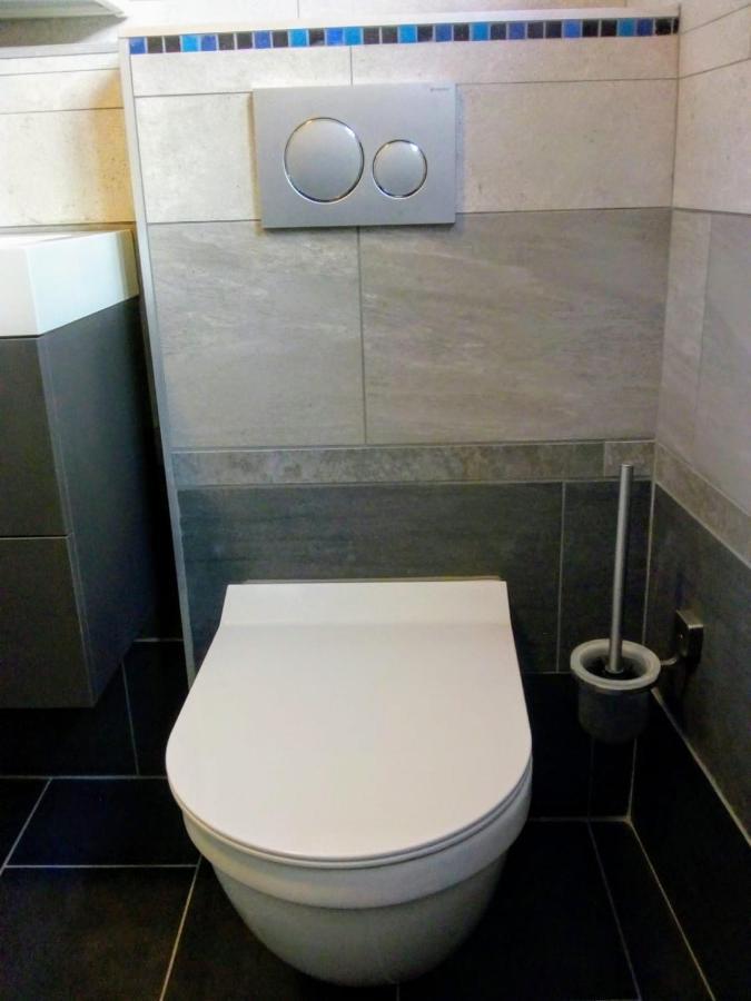 Aldo, Not For Parties, Not A Hotel, Room With Shared Bathroom, No Kitchen Amsterdam Exterior foto