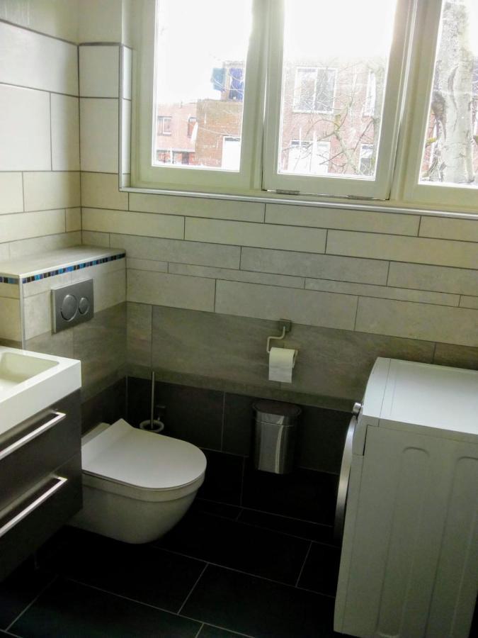 Aldo, Not For Parties, Not A Hotel, Room With Shared Bathroom, No Kitchen Amsterdam Exterior foto
